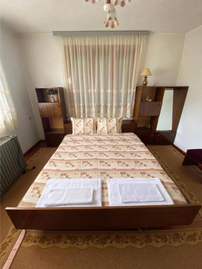 Къща За Гости "Домът На Краси" Yagodina Exterior foto